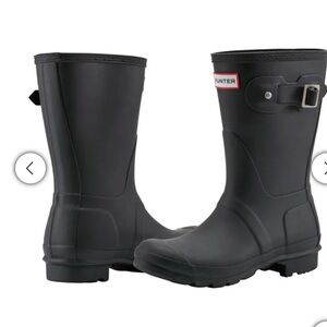 Hunter women’s original Black Rain Boots